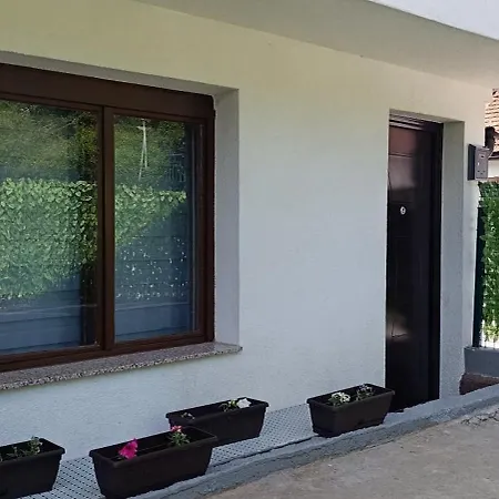 아파트 Red Roof Old Town Bas Carsija Free Parking